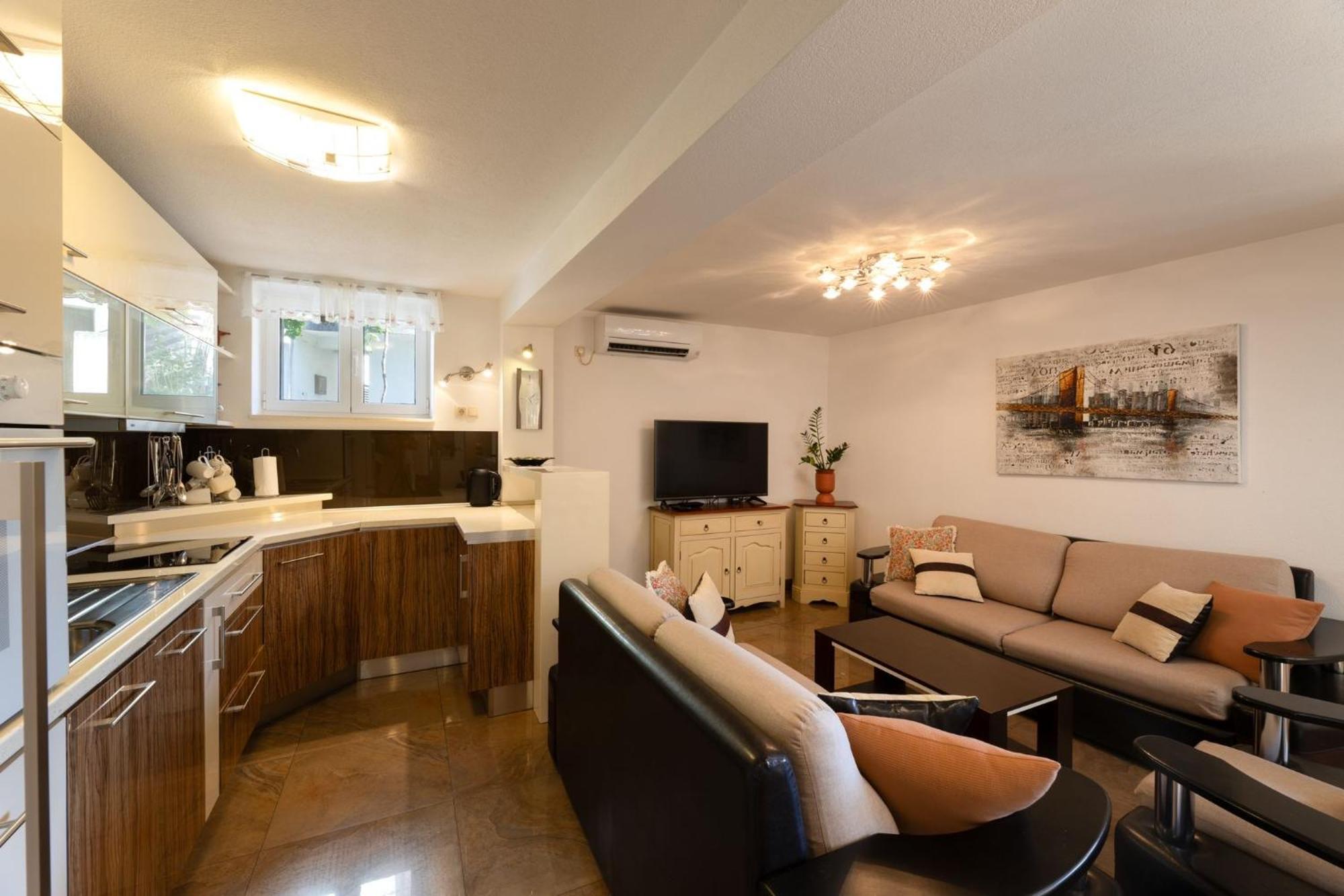 Apartments Belmat Trogir Eksteriør billede