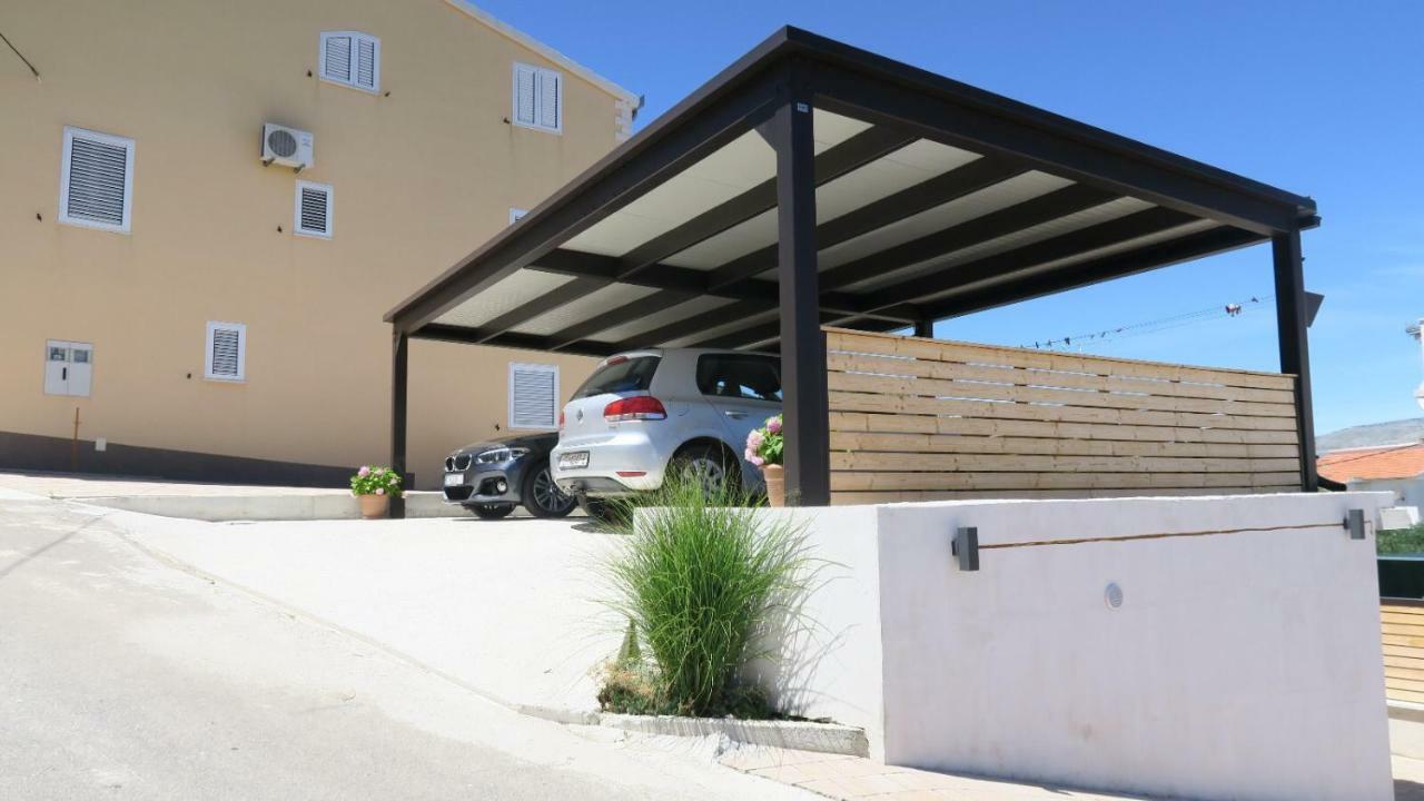 Apartments Belmat Trogir Eksteriør billede